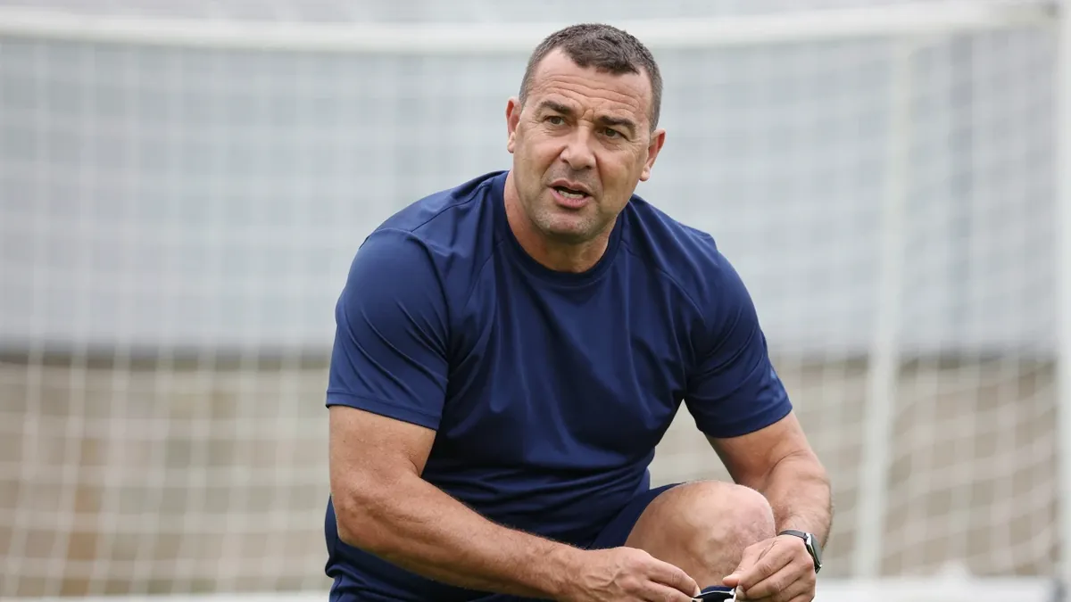 Former Peterborough United striker Jason Lee will speak at a free senior citizen event at Weston Homes Stadium on 28 October